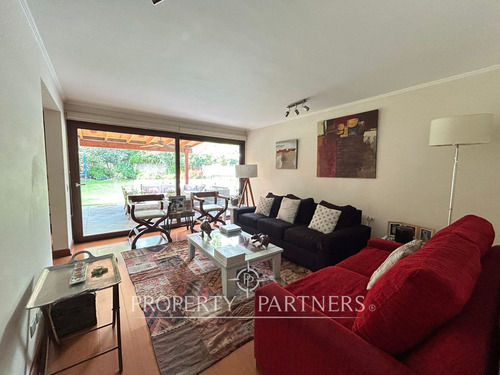 Espectacular Casa En Exclusivo Condominio De Camin...