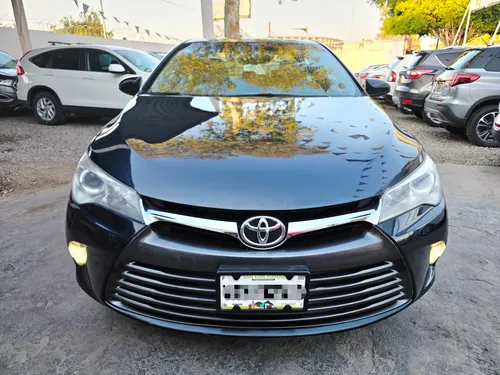 Toyota Camry 2.5 Xle At
