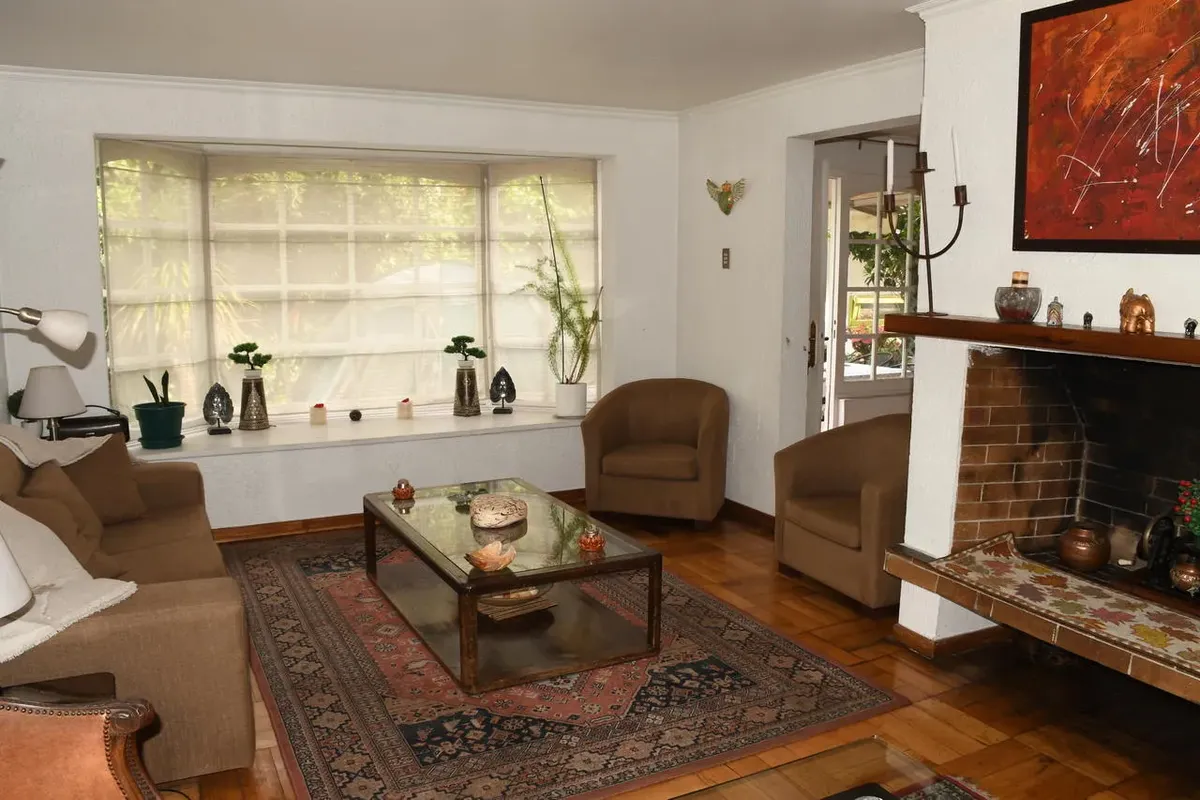 Imagen 3 de 25 de Venta Casa Los Dominicos 5d 4b Aislada 360 Mts Terreno Metro