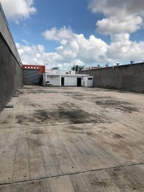 Imagen 3 de 14 de Bodega En Renta En Las Vegas
