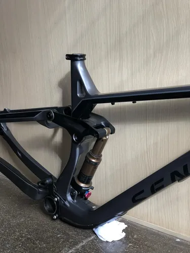 Quadro Full Sense Exalt Factory Carb+shock Fox Kashima 17