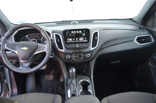 Imagen 13 de 15 de Chevrolet Equinox B 2018 Plata