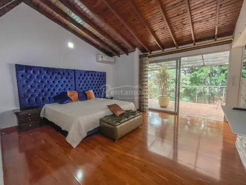 Casa En Arriendo En El Tesoro. Cod A775996