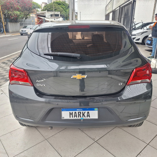 Chevrolet Onix 1.0 Lt 5p