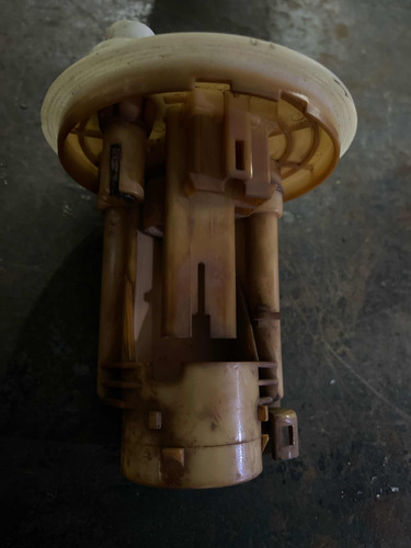 Tapa Gasolina Conjunto Bomba Toyota Terios (Usado)
