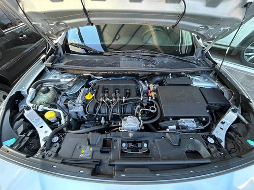 Imagen 8 de 15 de Renault Fluence 2014 1.6 Ph2 Dynamique 110cv