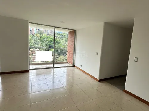 Apartamento En Arriendo En Cumbres. Cod A776085