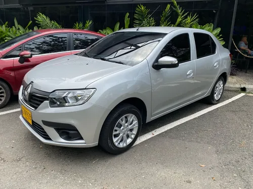 Renault Logan 1.6 Live+ Plus Mt 2024