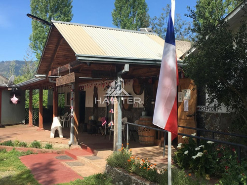 Venta De Hermoso Centro Turístico En Quinamávida, Colbún.