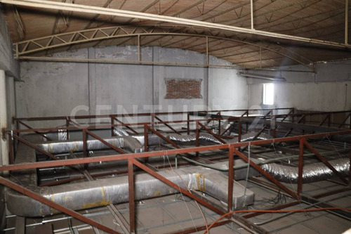 Local Comercial Con Oficinas En Jardines De La Corregidora, Colima
