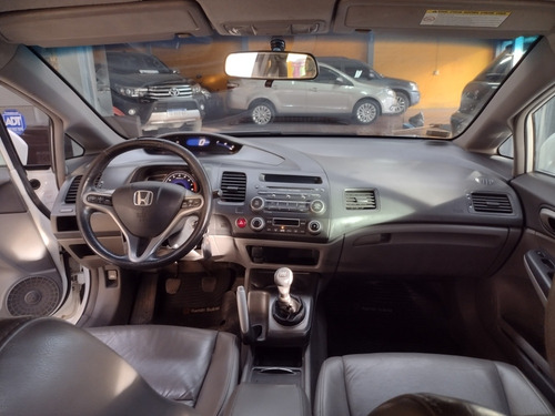 Honda Civic 1.8 Exs Mt