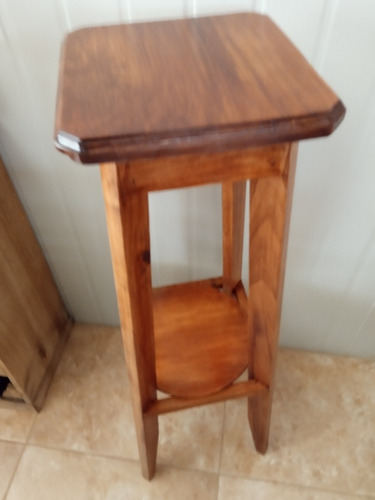 Imagen 3 de 4 de Pedestal Macetero.