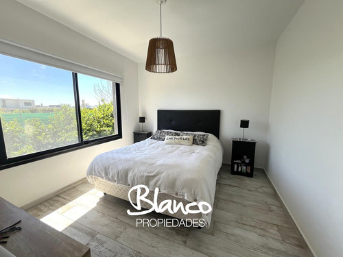 Casa En Alquiler En Pilar Del Este, Barrio Santa Elena, Pilar, G.b.a. Zona Norte