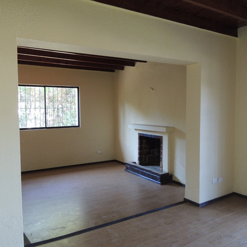 Linda Casa Estilo Mexicano En Olmue,sector Las Cruces 2 Dorm