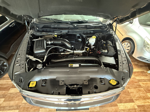 RAM 1500 5.7 Laramie Atx V8