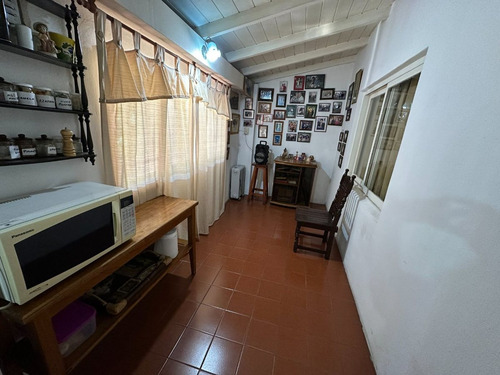 Casa En Venta 4 Dormitorios Y Cochera Moreno