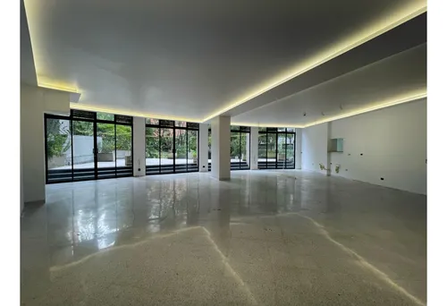 138 M2 Local En Arriendo En El Poblado