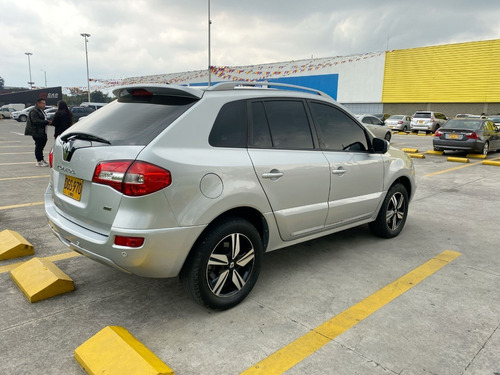 Imagen 9 de 25 de Renault Koleos Privilege 2.5