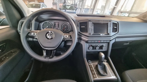 Imagen 23 de 25 de Volkswagen Amarok 2.0 Comfortline 4x2 180 Automatica At 2023