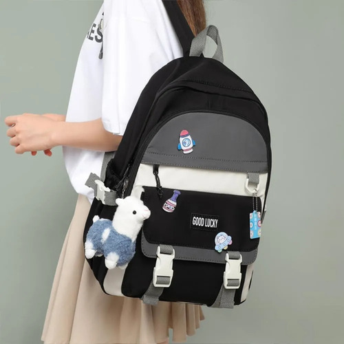 Mochila Escolar Paseo Importada Impermeable Llavero Animales Negro, Gris Y Blanco Llavero Llama