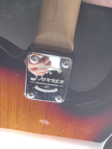 Guitarra Donner Dst 100 Zurdo Sunburst (Usado)