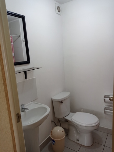 Alquiler De Habitación Tipo Roommate Para Chicas