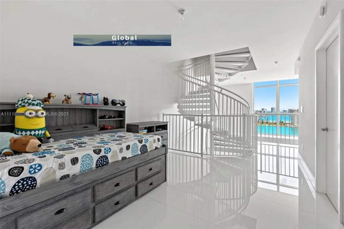Fabuloso Penthouse De 3 Plantas Sunny Isles Beach, Miami Fl Usa