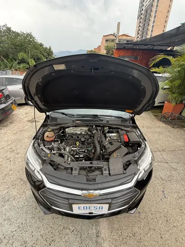 Chevrolet Onix 1.0T Premier Hatch At