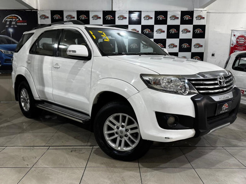 Toyota Hilux SW4 2.7 SR 4X2 16V FLEX 4P AUTOMÁTICO