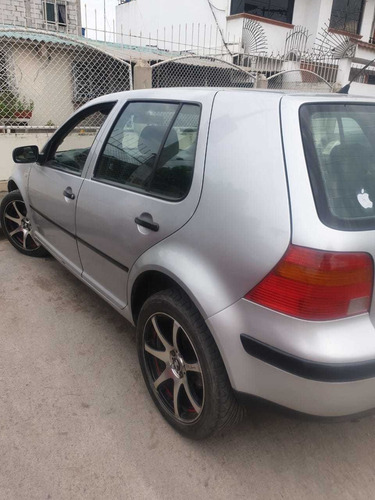 Volkswagen 2002 Motor 1.6 Gasolina 5 Puertas
