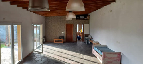 Casa En Venta - 1 Dormitorio 1 Baño - Patio Quincho - 406mts 2- Tandil