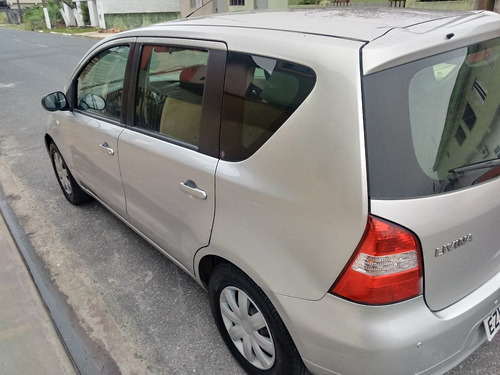 Nissan Livina 2013 1.6 Flex 5p