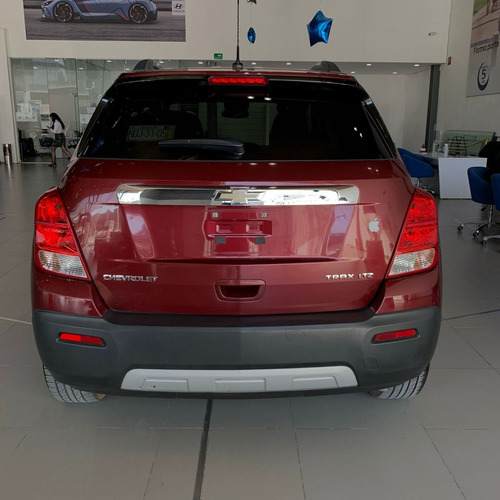 Imagen 9 de 15 de Chevrolet Trax 2014 1.8 Ltz Piel At