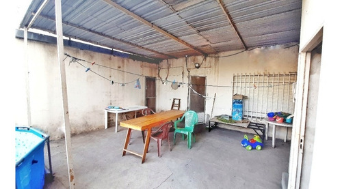 Casa 2 Dormitorios Cochera Doble O Local Con Depósito Jardín Terraza En Venta