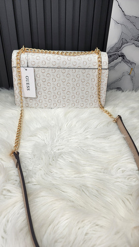 Bolsa Guess Sg914221 Nueva 100 % Original Con Etiqueta Blanco Estampado Oro Beige