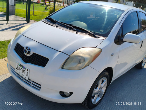 Toyota Yaris 1.5 Hb Premium 5vel Aa Ee Mt
