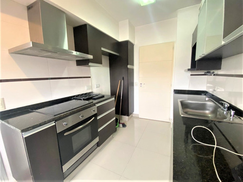 Imagen 8 de 14 de 2 Amb Con Cochera De Categoria Y Amenities // Ardoino 364