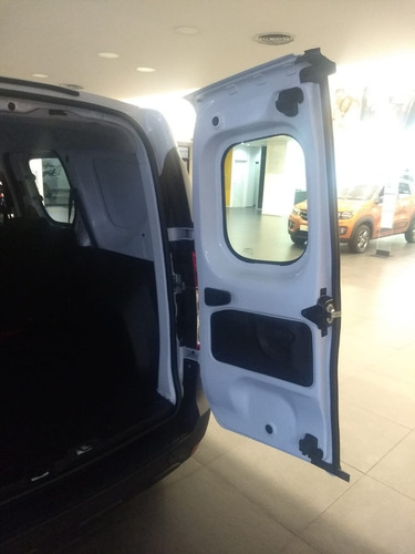 Imagen 17 de 25 de Kangoo Express Emotion 5 Asientos 1.6 16v 115 Cv 2022 D