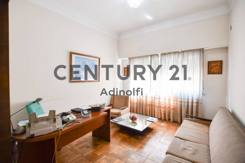 Imagen 9 de 30 de Calle 55 E/ Diag. 74 Y 14 - Casa En Venta Con Pileta Y Parque -
