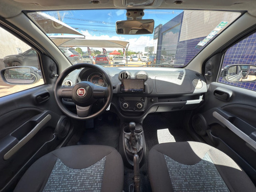 Fiat Uno Vivace 1.0 8V (Flex) 4p