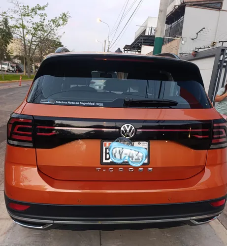 Camioneta Suv Año 2020 Volkswagen T-cross Comfortline Tiene