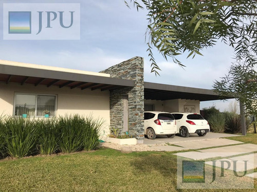 Imagen 3 de 30 de Casa En Venta En El Canton