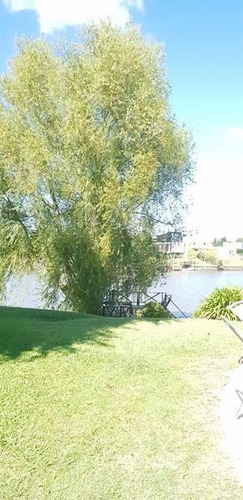 Imagen 20 de 30 de Casa De Categoria En Venta Sobre Dos Lotes Con Amplia Vista Al Rio En Santa Catalina!