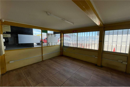 Bodega 700 M2 Caletera Varoli - 70 Uf Mas Gtos Com