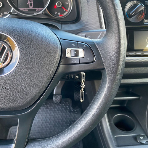 Volkswagen Up! up! Connect 1.0 TSI Total Flex 12V 5p