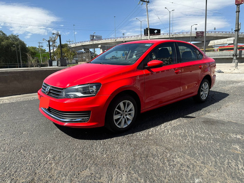 Volkswagen Vento 1.6 Confortline Mt