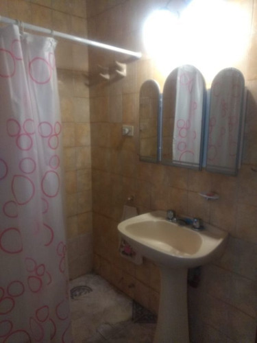 Imagen 10 de 15 de Casa En Venta De 4 Dormitorios C/ Cochera En Villa Del Lago