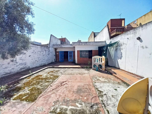 Alquiler Galpón En Lote Propio 4 Ambientes Con Patio Y Garage Patio Entrada En Villa Lugano