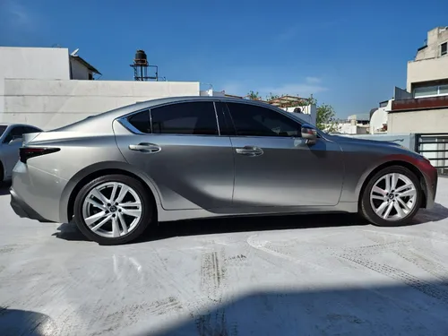 Lexus Is 300 Premium Aut 2023 3 Años De Garantia