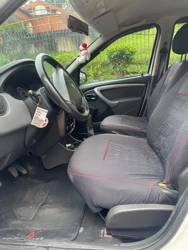 Renault Logan Expression